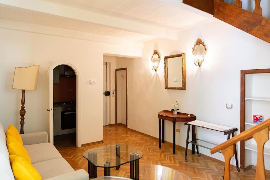 Charming 1Br Apartment Floransa Dış mekan fotoğraf